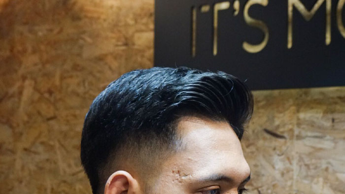 Rambut Tipis dan Jidat Lebar? Ini Gaya Rambut yang Cocok!