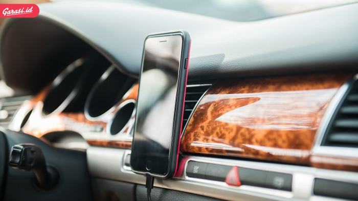 Aksesoris Mobil Yang Lagi Tren - Garasi.id Aksesoris Mobil Pintar Terbaru