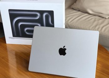 Unboxing MacBook Pro M5 Pro, Isi Kotak Sederhana dengan Hal Menarik
