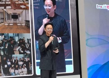 Bukan Hanya Jago Potong Rambut, Lie Kuang Berbagi Rahasia Menjadi Hairdresser Profesional